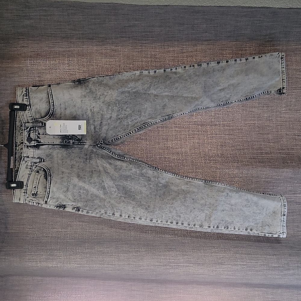 Levis jeans